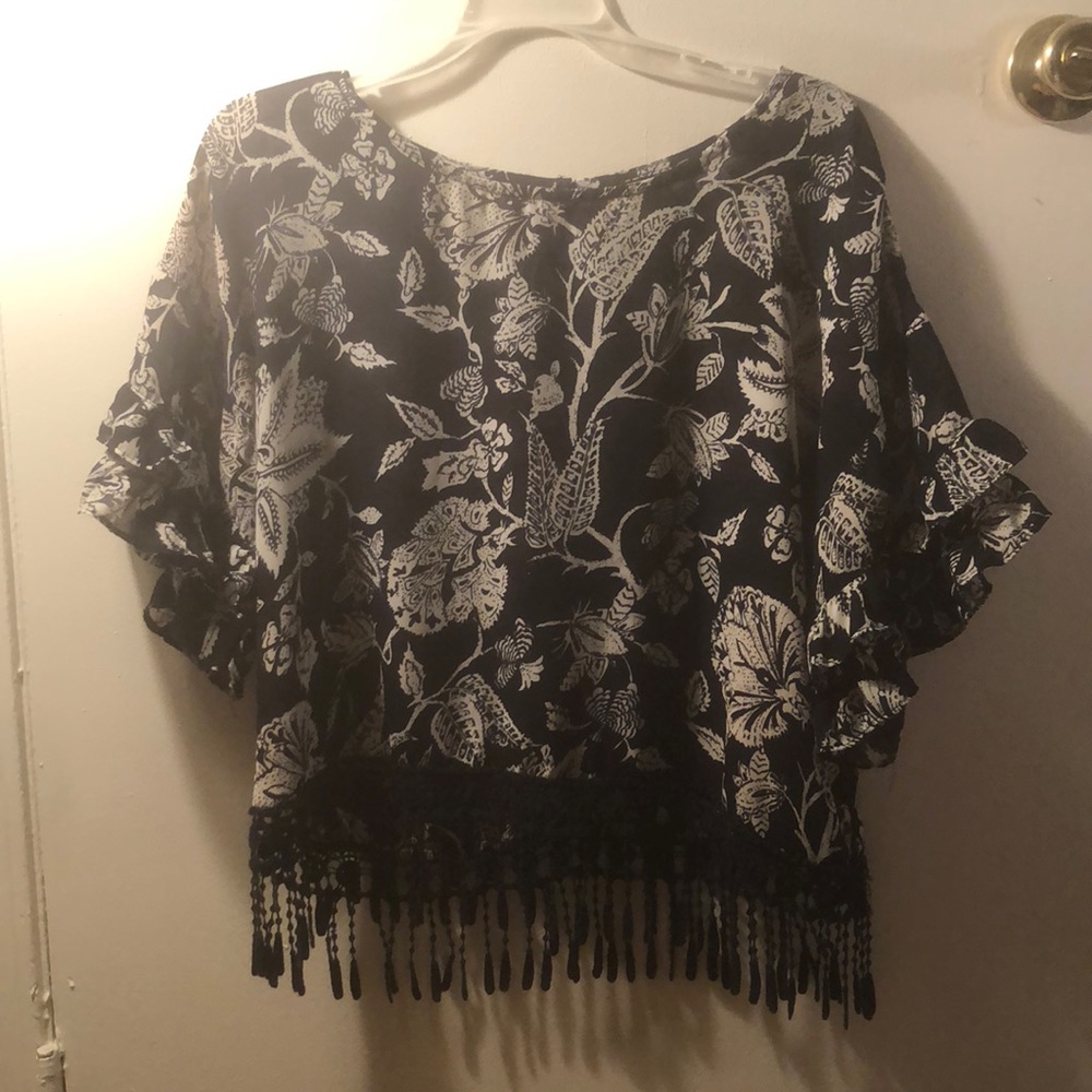 Fringe and Puffy sleeve shirt!